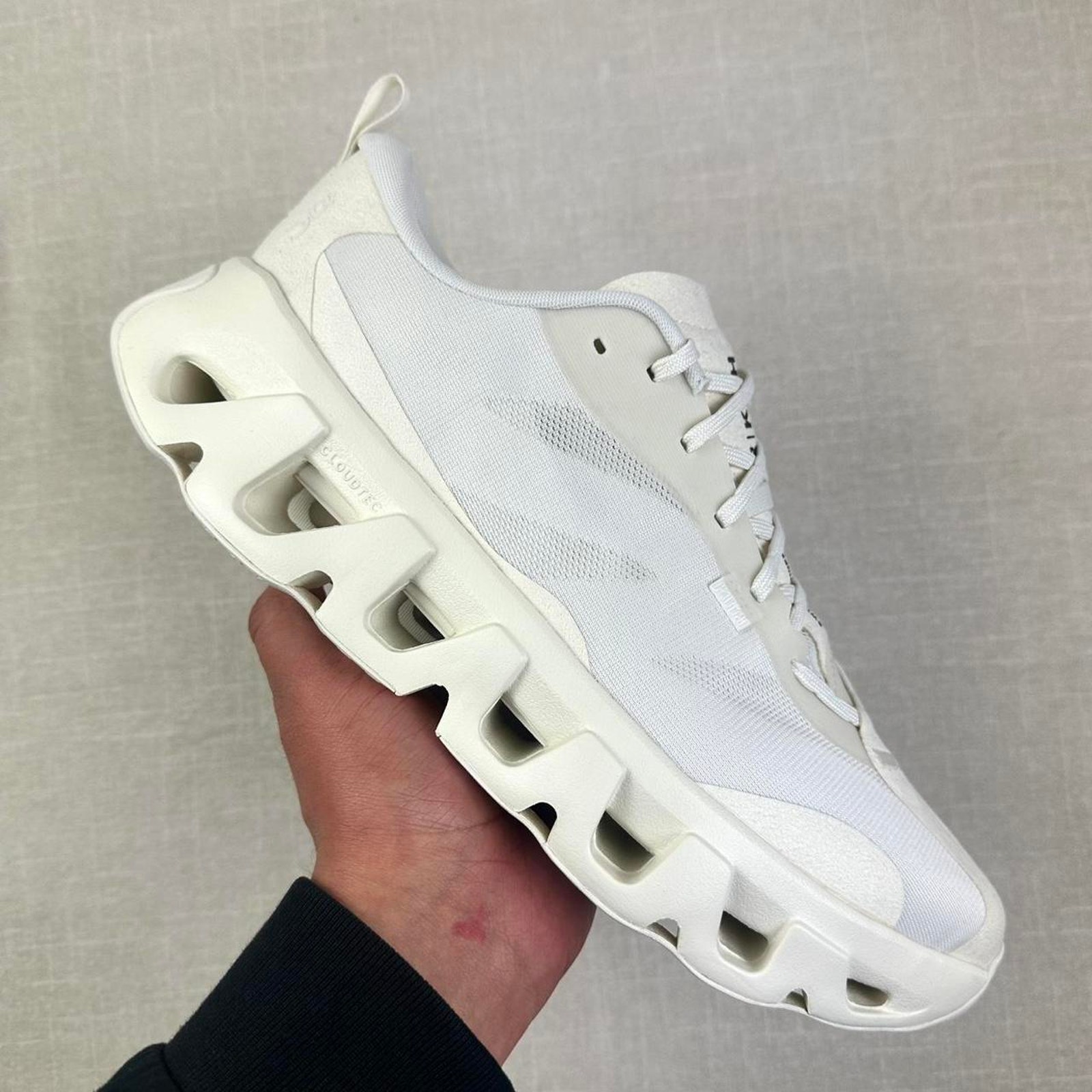 Kith X On Running K-Tech 1 "Tofu" 12m